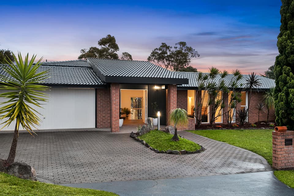 41453383_248860212488074_509767482223886336_n