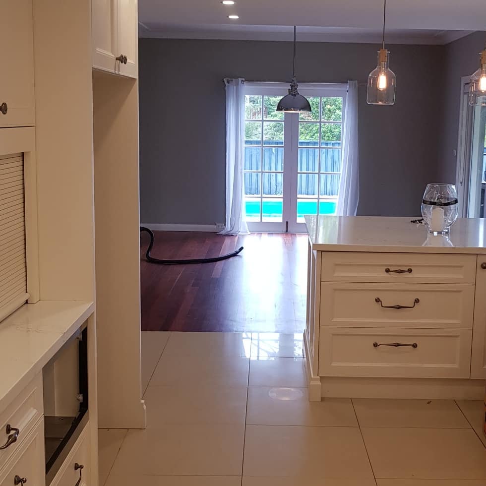 45341457_612076775877971_4719472903764819519_n